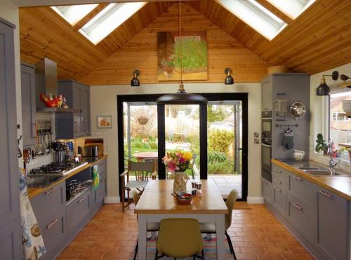 Cheerful 3 bedroom home close to the sea and shops gîte à louer Seaton