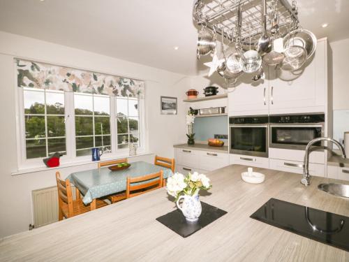 Creekside House Creekside House