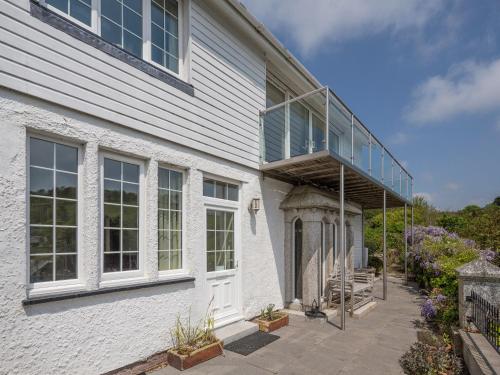 Creekside House Creekside House