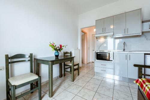 Asterina Seaside Apartments - image 13
