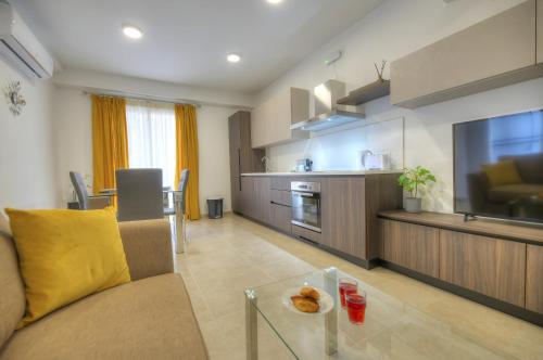 Brand new and tastefully furnished 2 bedroom apartment DDIF1-2