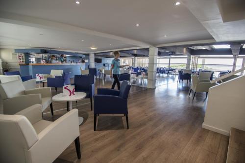 酒吧/高級酒吧, Belambra Clubs Balaruc-les-Bains - Les Rives De Thau in 巴拉呂克萊班