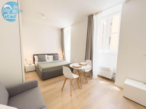  Cavana 4 Tirabora Short Rent in Triest