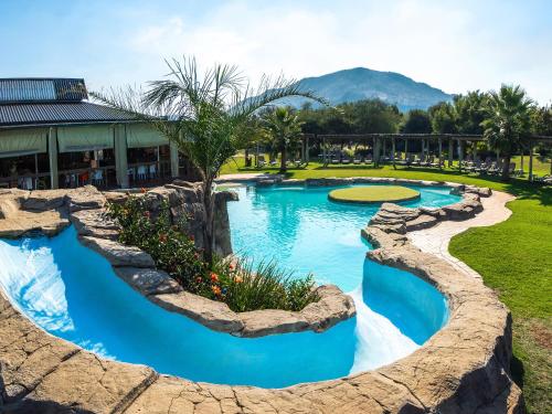 Swimming pool, The Kingdom in Pilanesberg