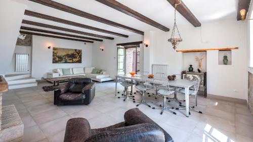 Létesítmények, CASA MELOGRANO 11&2, Emma Villas in Montefelcino
