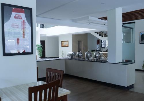 餐飲選擇, Mount Feast Hotel Naran in 密爾斯