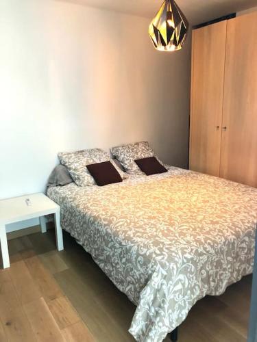 Loft atypique 192m2, terrasse, aux portes de Lille