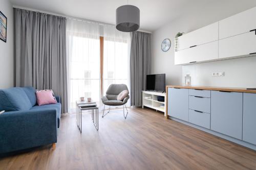 One-Bedroom Apartment image 9