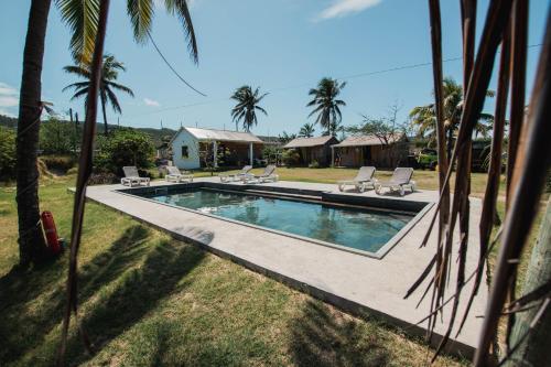 Gravier beach house in Pulau Rodrigues