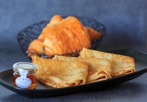 Logis hôtel Annecy nord / Argonay - image 7