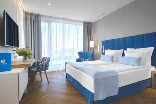 363178344 Viva Mare Beach Hotel by Santa Marina