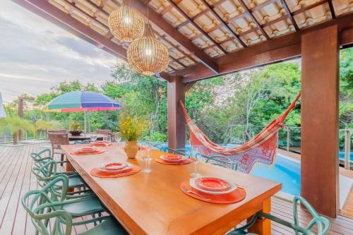 Erkély/terasz, PF05 Casa Alto Padrão 05 Suítes - Praia do Forte (PF05 Casa Alto Padrao 05 Suites - Praia do Forte) in Costa Do Sauipe