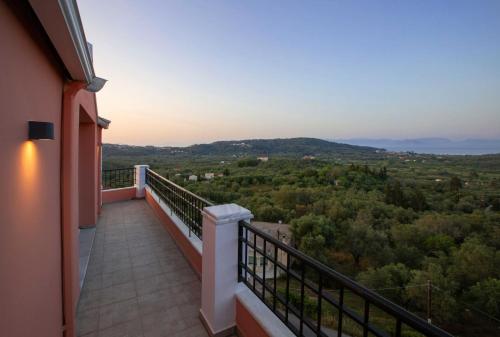 Spacious House with extraordinary view in Corfu