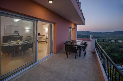 Spacious House with extraordinary view in Corfu