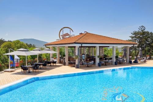 363187020 Viva Mare Beach Hotel by Santa Marina