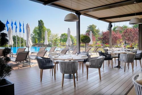 363187347 Viva Mare Beach Hotel by Santa Marina