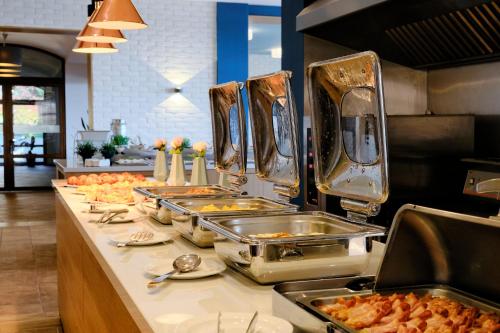 363188471 Viva Mare Beach Hotel by Santa Marina