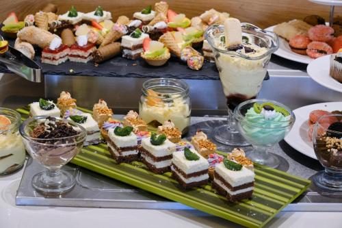 363188489 Viva Mare Beach Hotel by Santa Marina