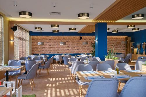 363188639 Viva Mare Beach Hotel by Santa Marina