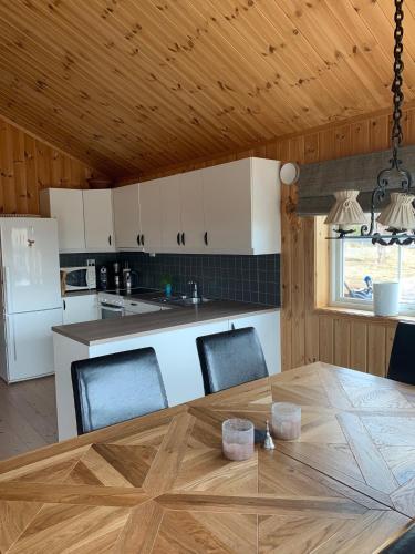 Kitchen, Koselig hytte - Trysilfjellet nært til sykkel- og turstier - 4 soverom, 2 bad, badstue, fiber bredba in Trysil