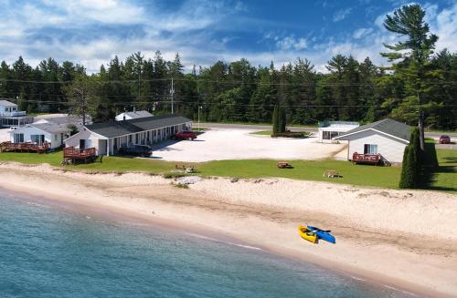 North Winds Motel in Mackinaw City, USA