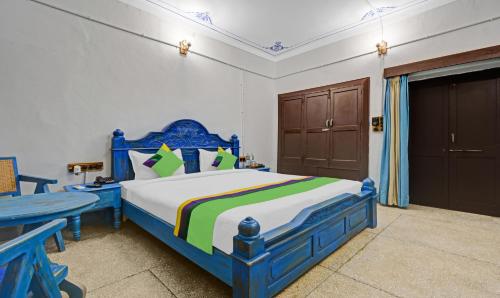 room detail thumbnail 0