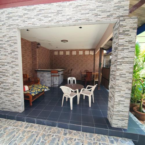 Facilities, Sairee Center Guest House in Sairee