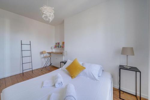Two-Bedroom Apartment image 7