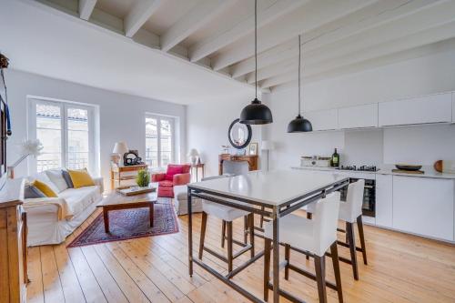 LE HUGUE UP - Bel appartement en plein coeur de Bordeaux - image 5