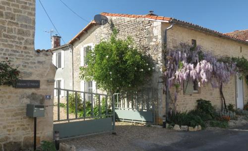 La Maison Mûrier