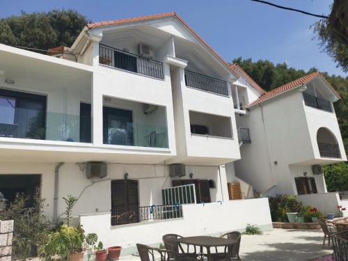 Villa Lithitsa 2