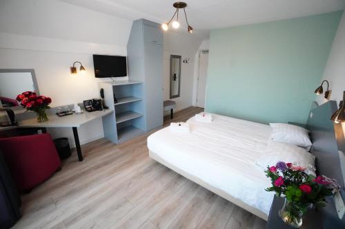 Hotel Brasserie Den Burg - main image