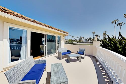 Pierpont Coastal Dreams in Ventura, USA