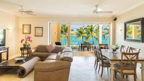 Villa Renaissance Grace Bay 3