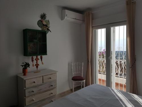 La Trufa - modern spacious home in Moraira with panoramic sea views - image 4
