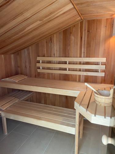 Ferienwohnung Burgzauber in คาสเทลเลาน์