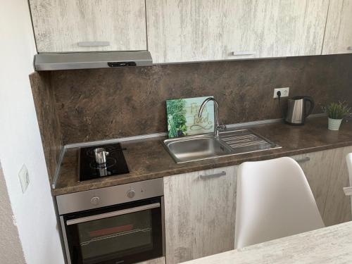 Kitchen, Oasis by the Sea in Primorsko