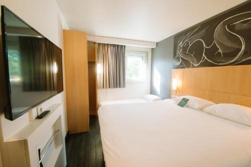 ibis Avignon Centre Gare - image 2