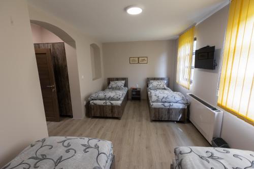 Superior Triple Room