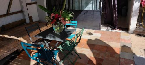 Attrezzature e servizi, Label kafé (Label kafe) in Bouillante