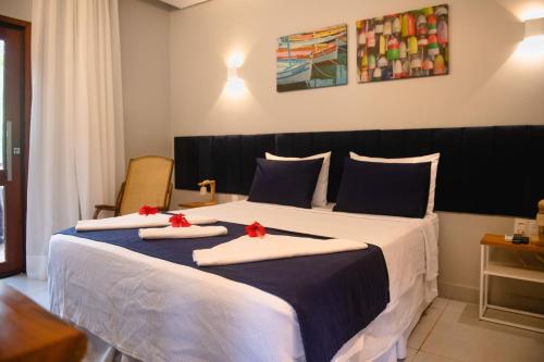 1 double bed, 1 twin bed