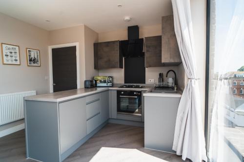 Penthouse - Harbour Views in Poole Town