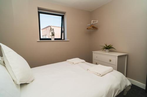 Penthouse - Harbour Views - image 13