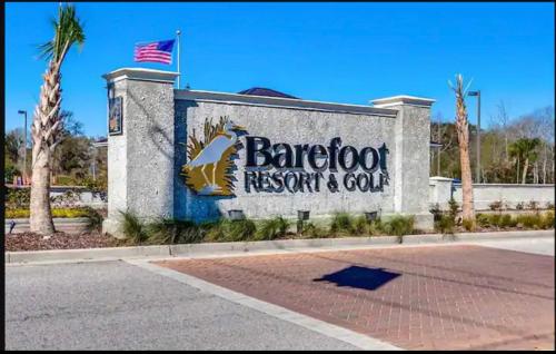 Barefoot Resort and Golf