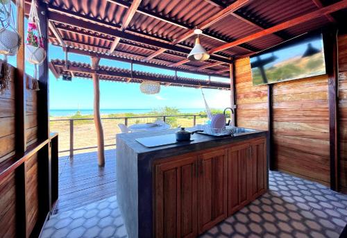 Kitchen, Corazon Guajiro Cabana frente a Playa Solitaria en Dibulla cerca a Palomino - Cabin in front of Soli in Dibulla