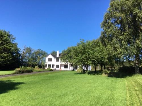 Ashwoods House in 恩尼斯基林市中心