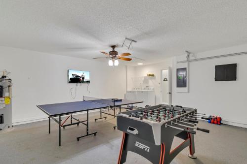 Disney Themed House Free Heated Pool close Disney 5br 9bd thumb 4