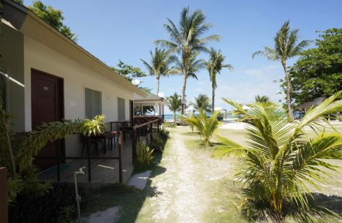 Anaya Beach Resort in Bantayan saar
