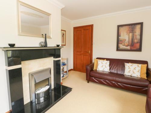 Brae Mhor Cottage - Tap to explore photos