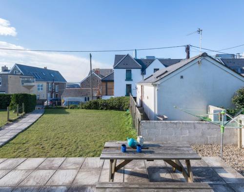 The Holiday House 2 Atlantic Mews gîte à louer The Mouls